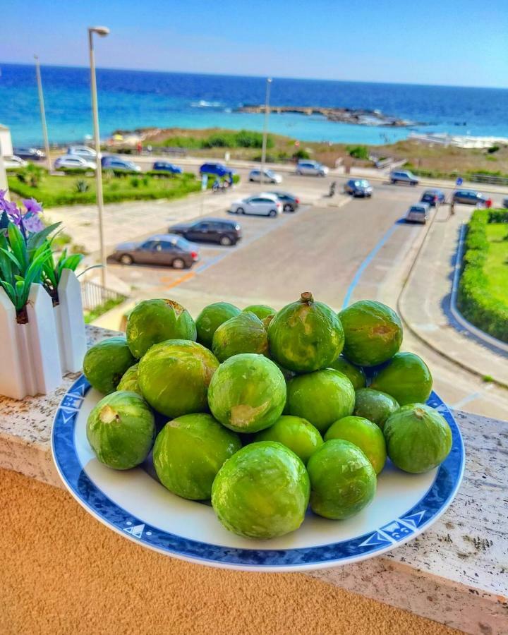 Bilocale Punta Rosa - Fronte Spiaggia Otranto Eksteriør billede